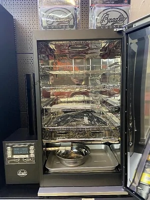 Электрическая коптильня BRADLEY DIGITAL SMOKER (4 полки) с цифр. управлением