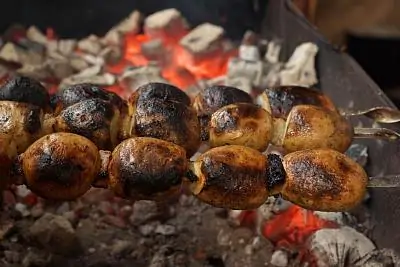 Картофель на мангале