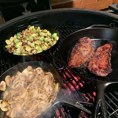 Керамический угольный гриль KAMADO JOE Big III 61см.