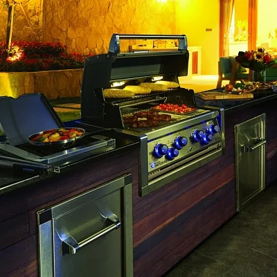 Встраиваемый газовый гриль BROIL KING Imperial S 590 c вертелом и конфоркой