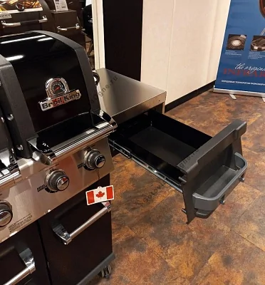 Газовый гриль Broil King IMPERIAL 690XL c вертелом (2020.)