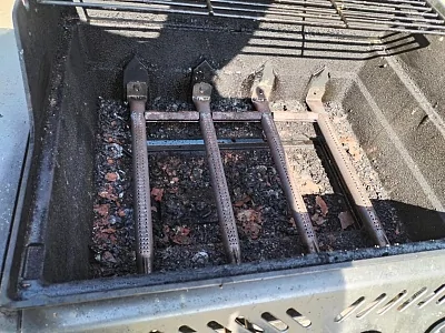 ДО ЧИСТКИ ГАЗОВОГО ГРИЛЯ NAPOLEON FREESTYLE 425