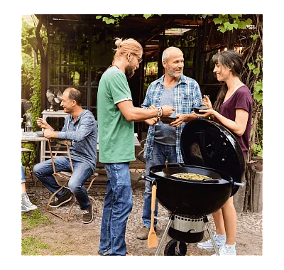 Угольный гриль WEBER Master-Touch GBS E-5755 57см.