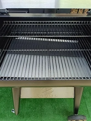 Пеллетный гриль Z GRILLS 700 WiFi, крышка из нерж. стали
