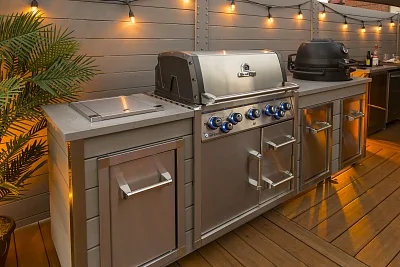 Встраиваемый газовый гриль BROIL KING Imperial S 590 c вертелом и конфоркой