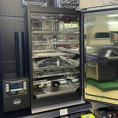 Электрическая коптильня BRADLEY DIGITAL SMOKER (4 полки) с цифр. управлением