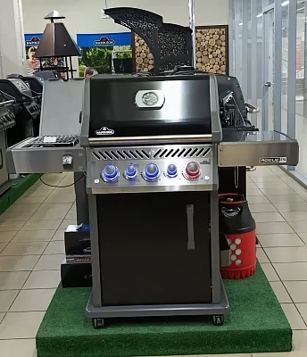 Газовый гриль NAPOLEON Rogue-425 PRO-S с вертелом и ИК конфоркой