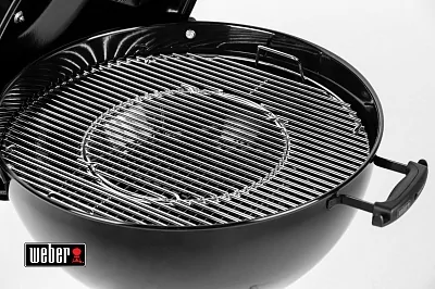 Угольный гриль WEBER Master-Touch GBS E-5750 57см.