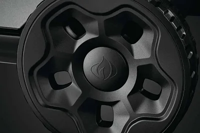 Газовый гриль NAPOLEON Freestyle 425 SIB с ИК конфоркой и дверцей