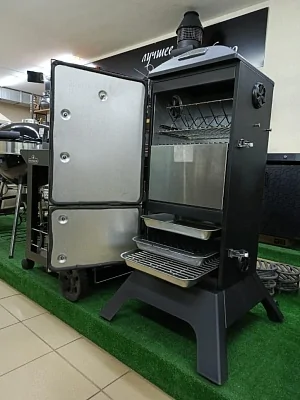 Угольная коптильня BROIL KING Vertical Smoker