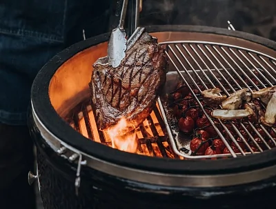 Керамический гриль MONOLITH LeChef  PRO 2.0 Black Solo