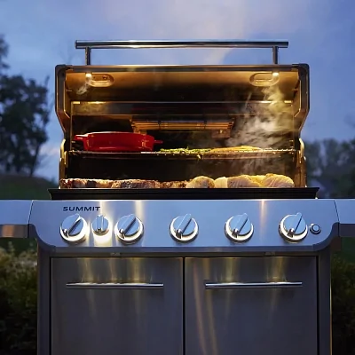 Газовый гриль WEBER Summit FS38 S с вертелом и конфоркой (нерж. сталь)