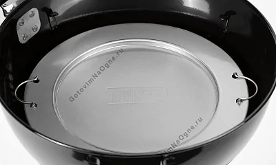 Угольный гриль WEBER  Master-Touch GBS Premium E-5770 57см., черный