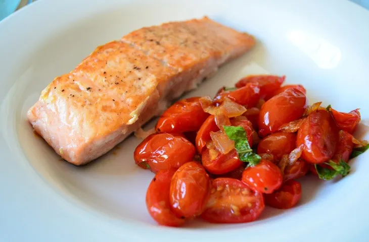 Лосось на гриле с халапеньо