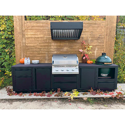Кухня барбекю из нерж. стали с газовым грилем NAPOLEON BIG-32 и грилем MONOLITH Classic TWO, цвет черный
