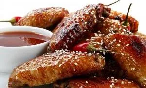 Куриные крылышки с чесноком