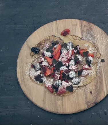 Блинчики с ягодами на гриле (видео)