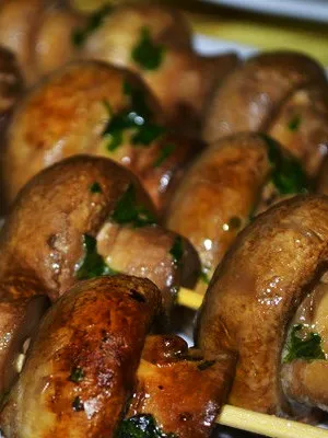 Шампиньоны на мангале