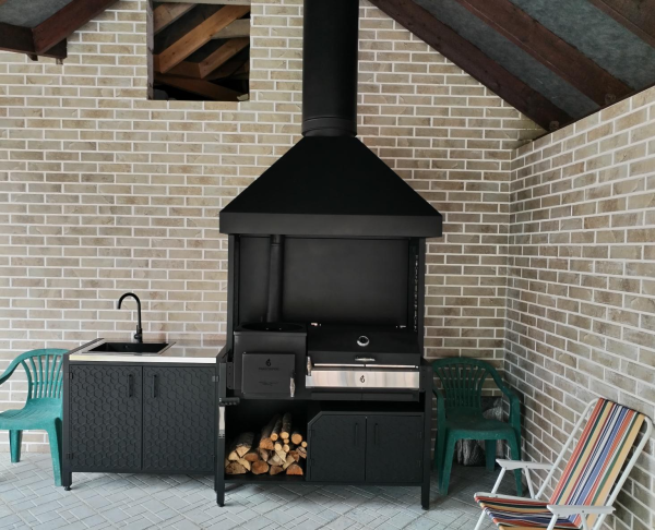 Кухня барбекю ПРОТЕЙ К-3 с печь-мангалом ОКТАНТ-12, две тумбы 1м со столешницей из нерж. стали