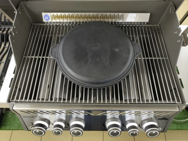 Решетка GBS из нерж. стали для газ. грилей NAPOLEON Rogue-425