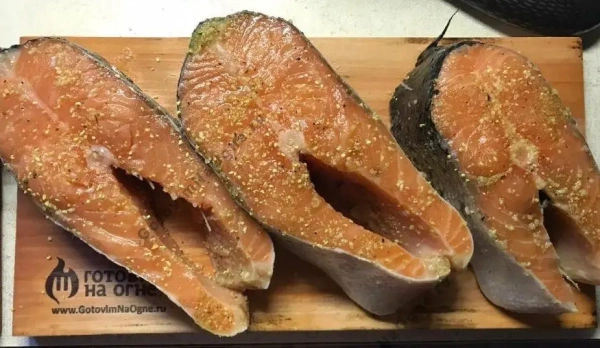 Ольховая дощечка для копчения рыбы и мяса 30х15х1.5см "Готовим на огне"