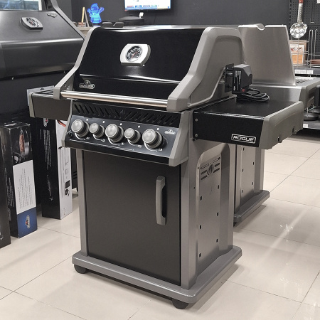 Газовый гриль NAPOLEON Rogue-425 RSB NEW с вертелом и конфоркой