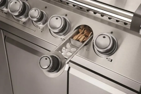 Встроенный лоток для древесной щепы для копчения в + индивидуальная горелка под лотком