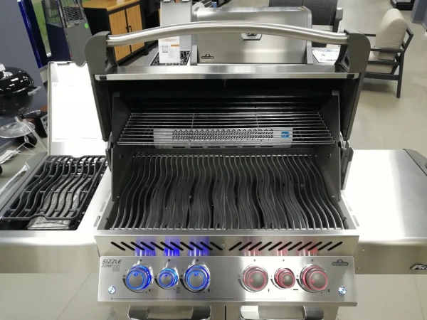  Газовый гриль NAPOLEON Prestige-500 с боковой ИК конфоркой