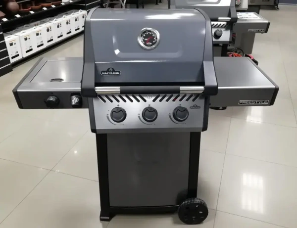 Газовый гриль NAPOLEON Freestyle 365 SB с конфоркой