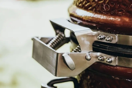 Керамический гриль MONOLITH Classic PRO 2.0 Red