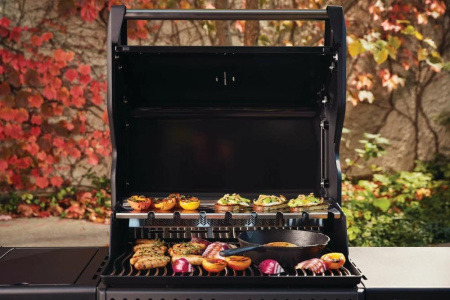 Газовый гриль NAPOLEON Rogue PRO-S 425 Phantom с ИК конфоркой