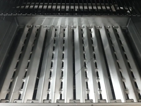 Газовый гриль BROIL KING Regal 490 Black с вертелом