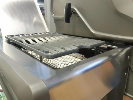 Газовый гриль NAPOLEON Rogue-525 SE c ИК конфоркой (нерж. сталь)