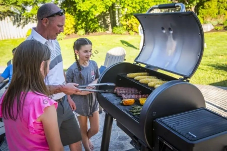 Гриль пеллетный BROIL KING REGAL PELLET 500 с вертелом