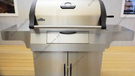 Угольный гриль NAPOLEON PRO-605