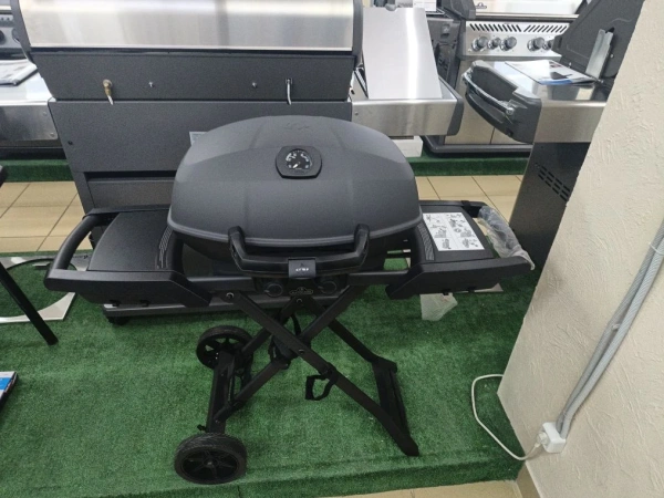 Портативный газовый гриль NAPOLEON TravelQ PRO-285X PHANTOM