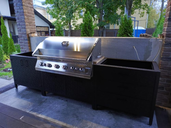 Встраиваемый газовый гриль NAPOLEON Big-44 с вертелом