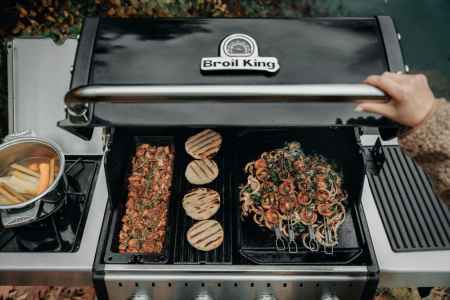 Газовый гриль BROIL KING Baron 490 NEW c вертелом и конфоркой