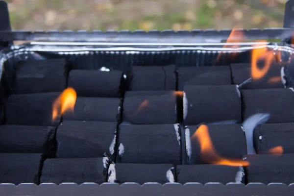 Уголь брикетированный "ГлавЖар", 2кг.