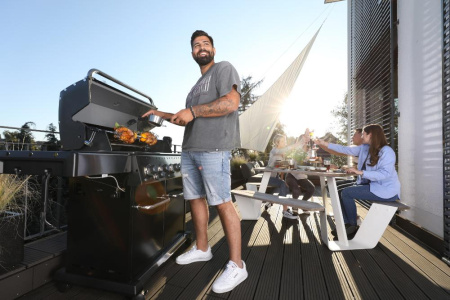 Газовый гриль BROIL KING Baron 590 c вертелом и конфоркой