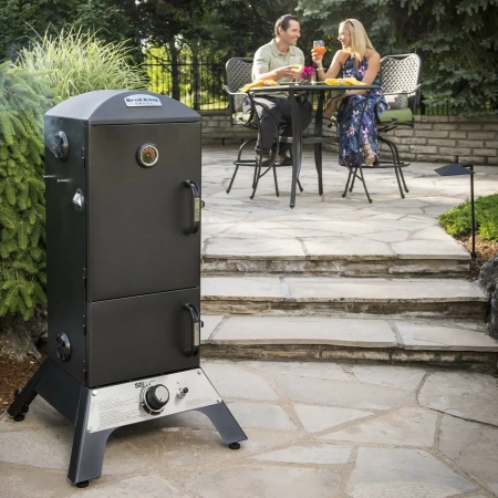 Газовая коптильня BROIL KING Vertical Gas Smoker, 4,4кВт.
