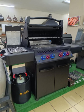 Газовый гриль NAPOLEON Phantom Prestige-500 с ИК конфоркой