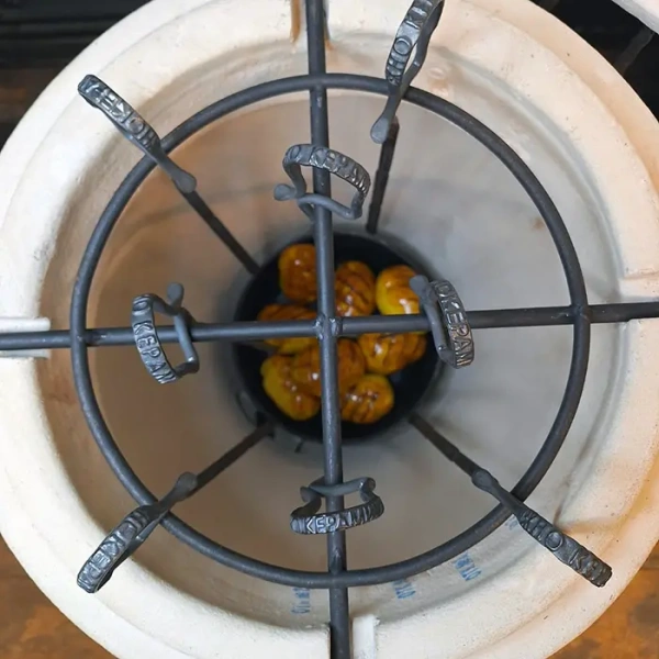 Сковорода чугунная с ручкой , Средняя, диаметр 25см.