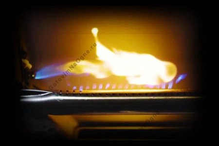 Газовый гриль NAPOLEON Rogue-525 SE c ИК конфоркой (нерж. сталь)