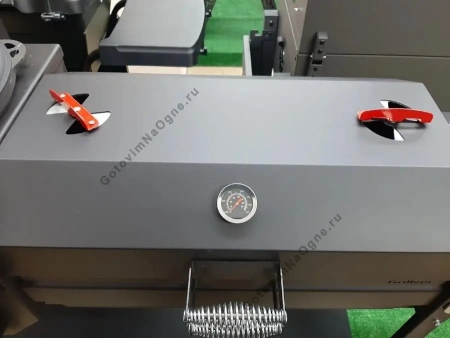 Крышка-Гриль с чугунной решёткой для мангала "ИСКАНДЕР 400"