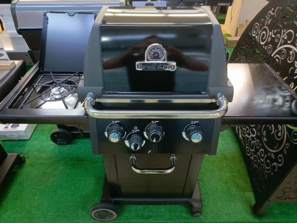 Газовый гриль BROIL KING Royal Shadow 340 с конфоркой                          