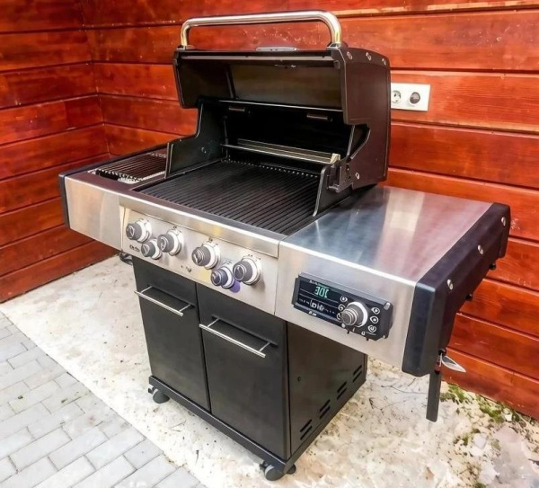 Газовый гриль BROIL KING REGAL Q 490 IR с электронным управлением