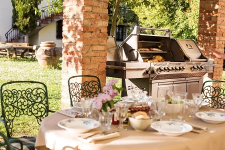 Газовый гриль NAPOLEON Prestige PRO-825 с конфоркой