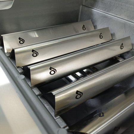 Пластина испаритель, отсекатель жара  для газовых грилей WEBER Genesis/Genesis II сер.300