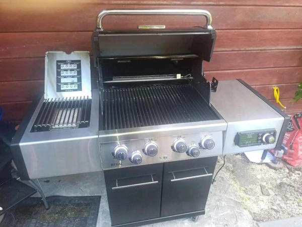 Газовый гриль BROIL KING REGAL Q 490 IR с электронным управлением